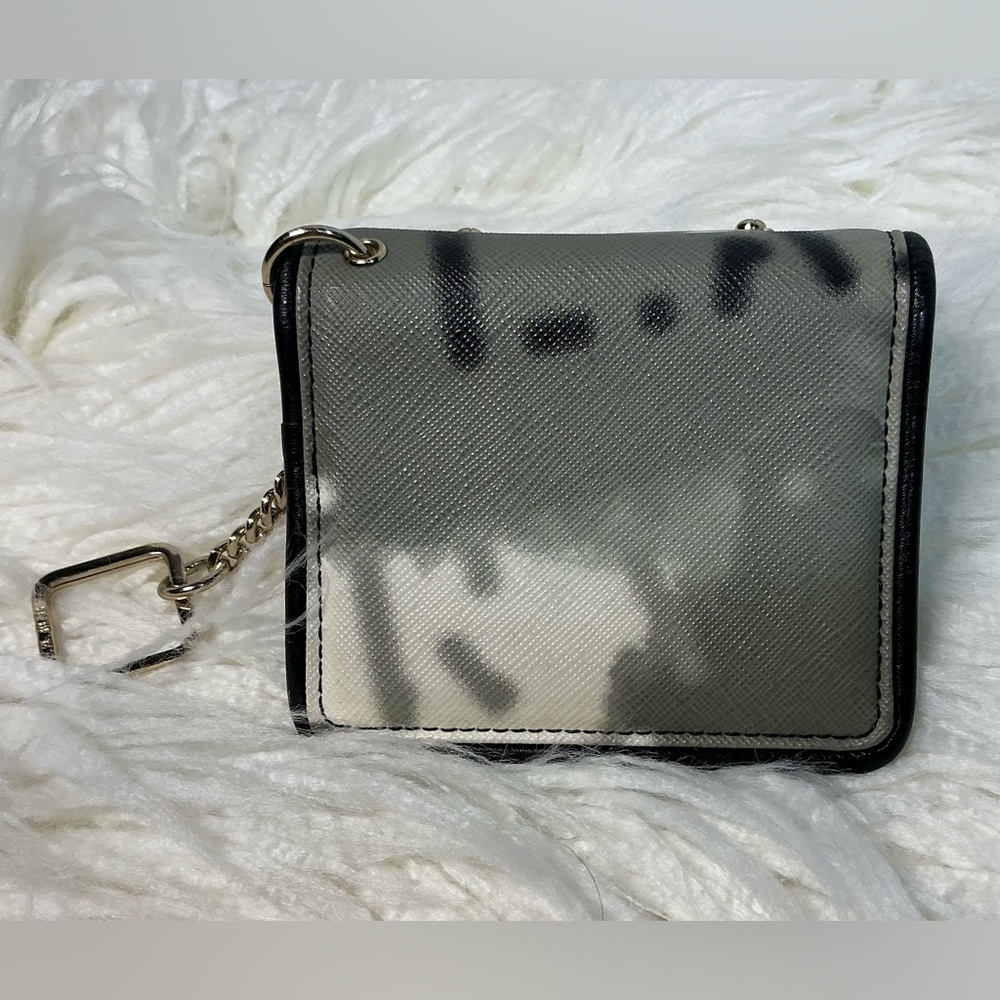 L.A.M.B. Designer Bifold Wallet🩶🤍 - Picture 2 of 4